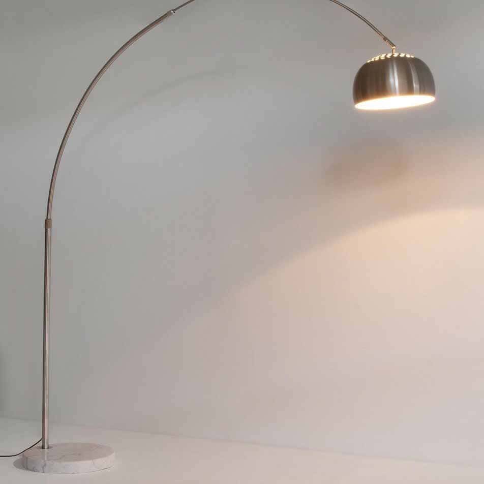 Piantana arco Class argento con base in marmo Piantana arco Class argento con base in marmo